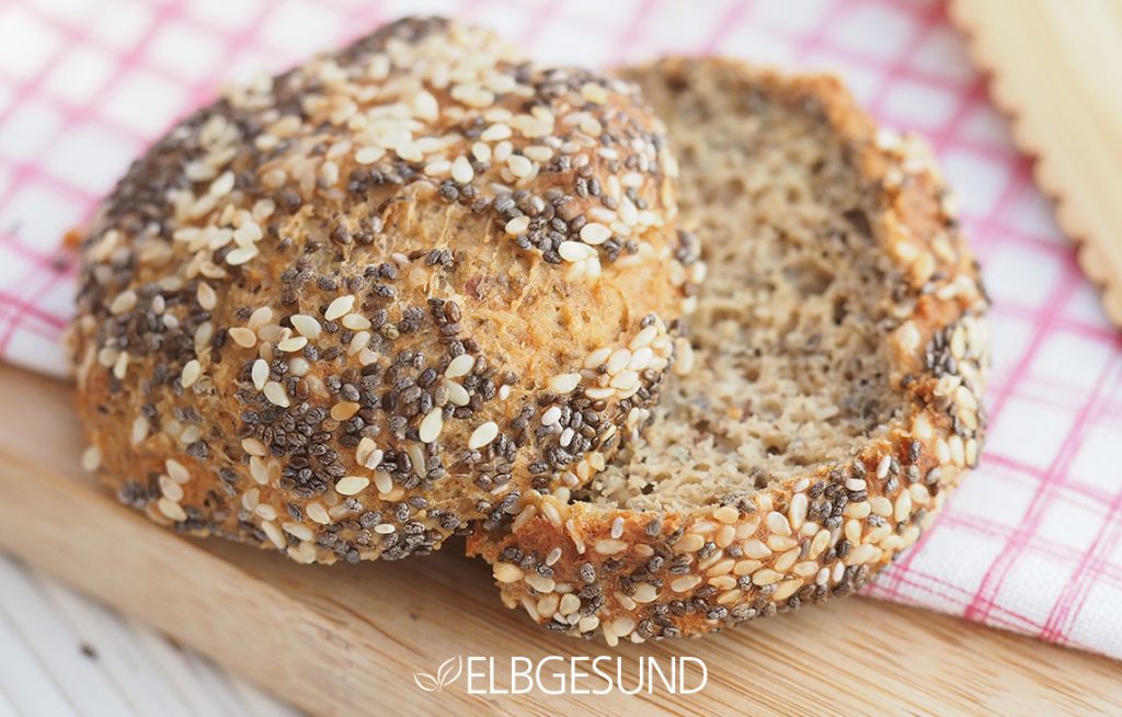 Knusprige Chia-Brötchen aus guten Zutaten! - ELBGESUND