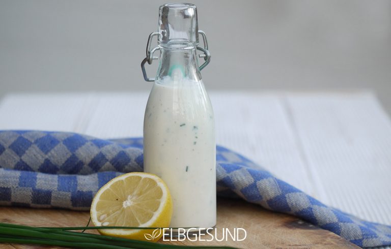 Erfrischendes Buttermilch-Dressing - ELBGESUND