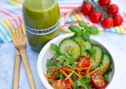 Basilikumgenuss: Verfeinere deine Salate mit selbstgemachtem Salat-Dressing!